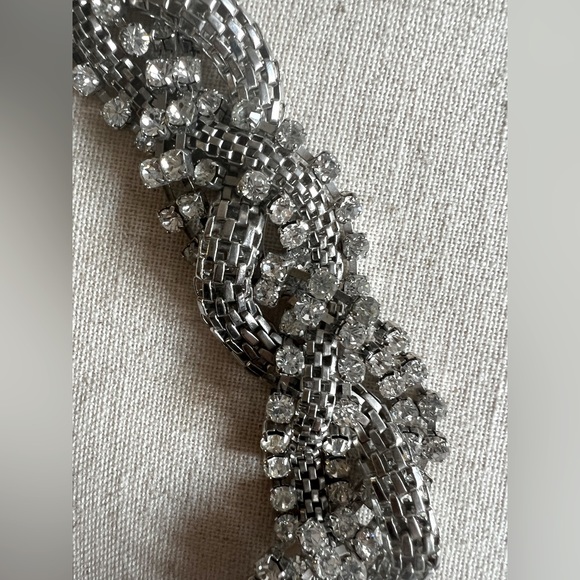 Silver jeweled headband - Picture 1 of 8